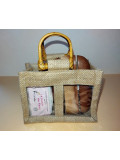 1 savon + 1 porte savon acajou dans un panier jute et bambou
